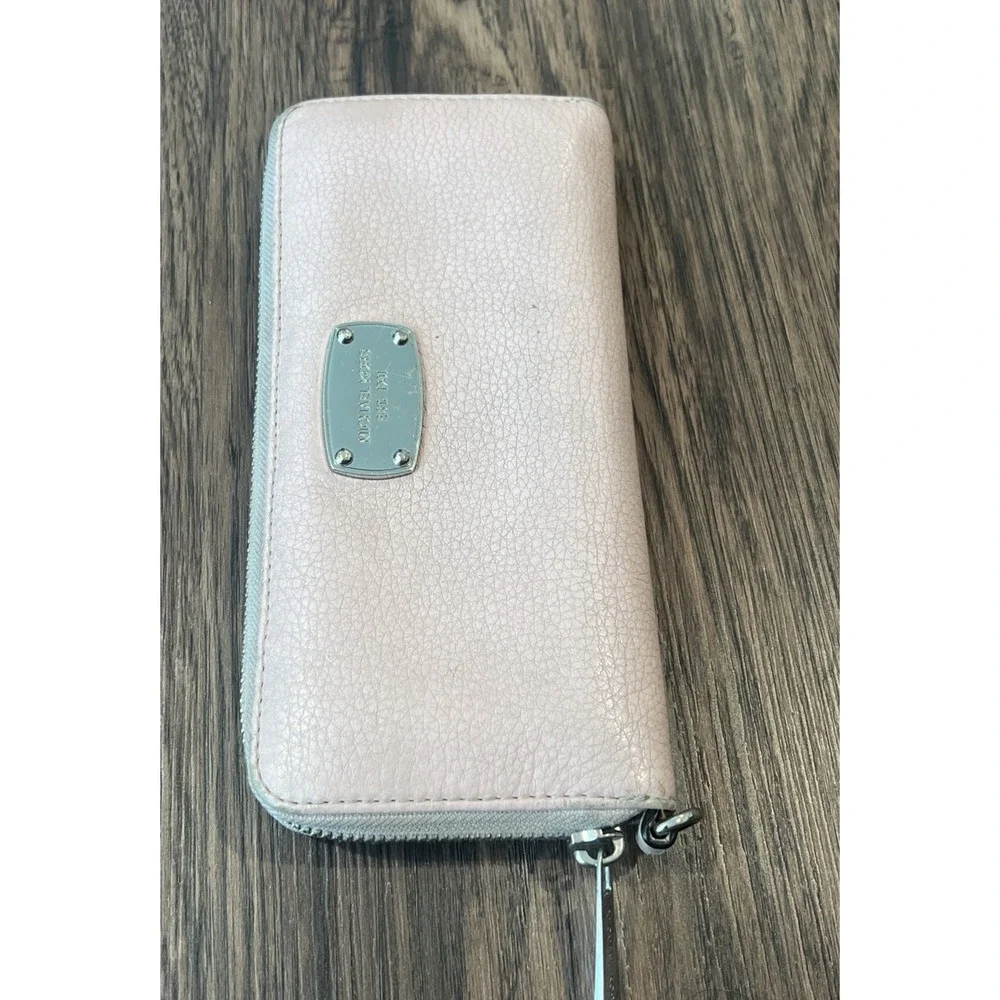 Michael Kors Cement Jet Set Travel Large Continental Zip Wallet Pebbled Leather